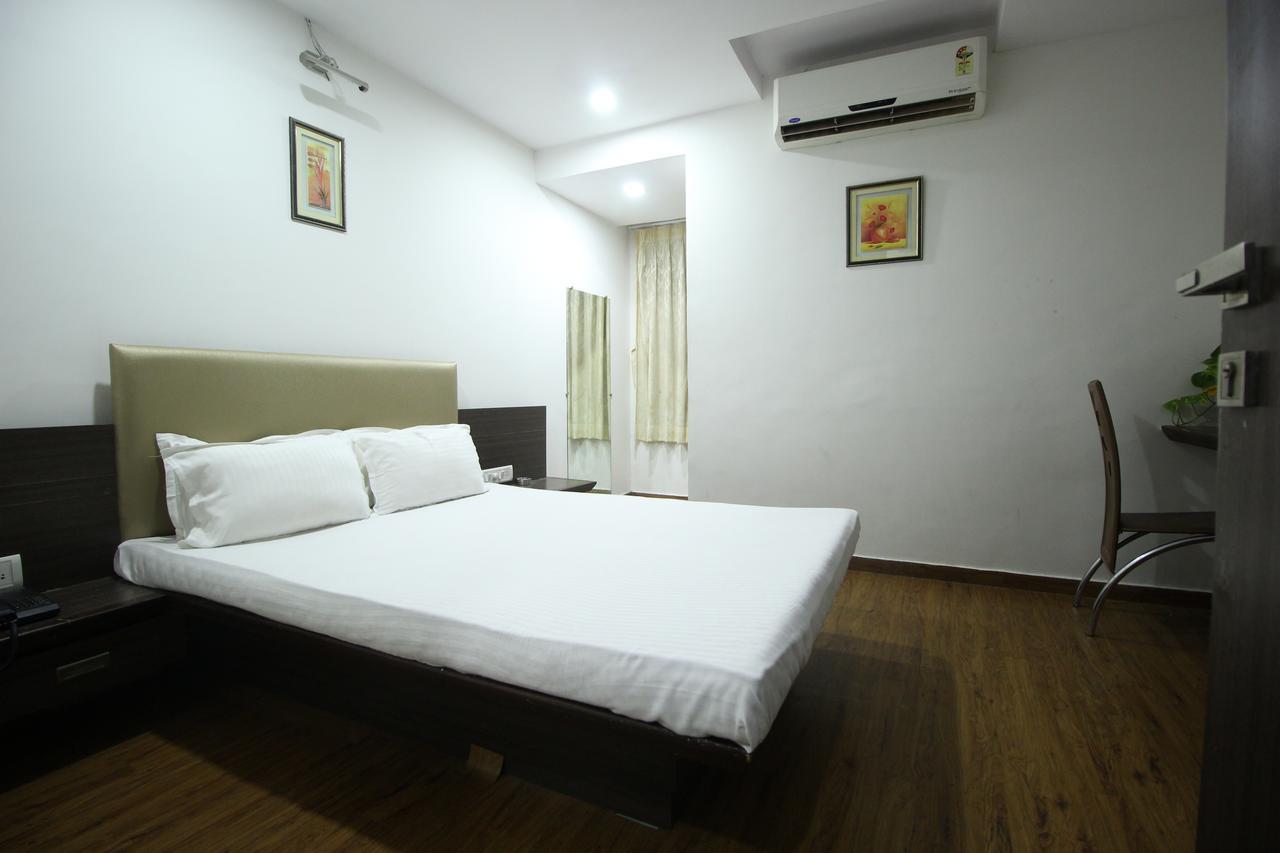 New Rajdhani Hotel 바도다라 외부 사진